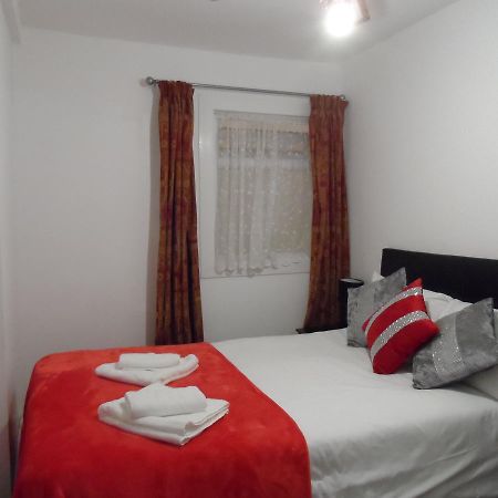 Metro House Star Accommodation London Eksteriør billede