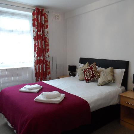 Metro House Star Accommodation London Eksteriør billede