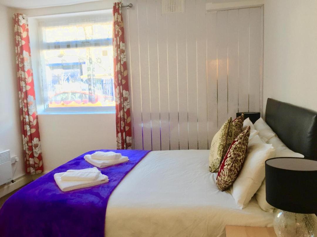Metro House Star Accommodation London Eksteriør billede